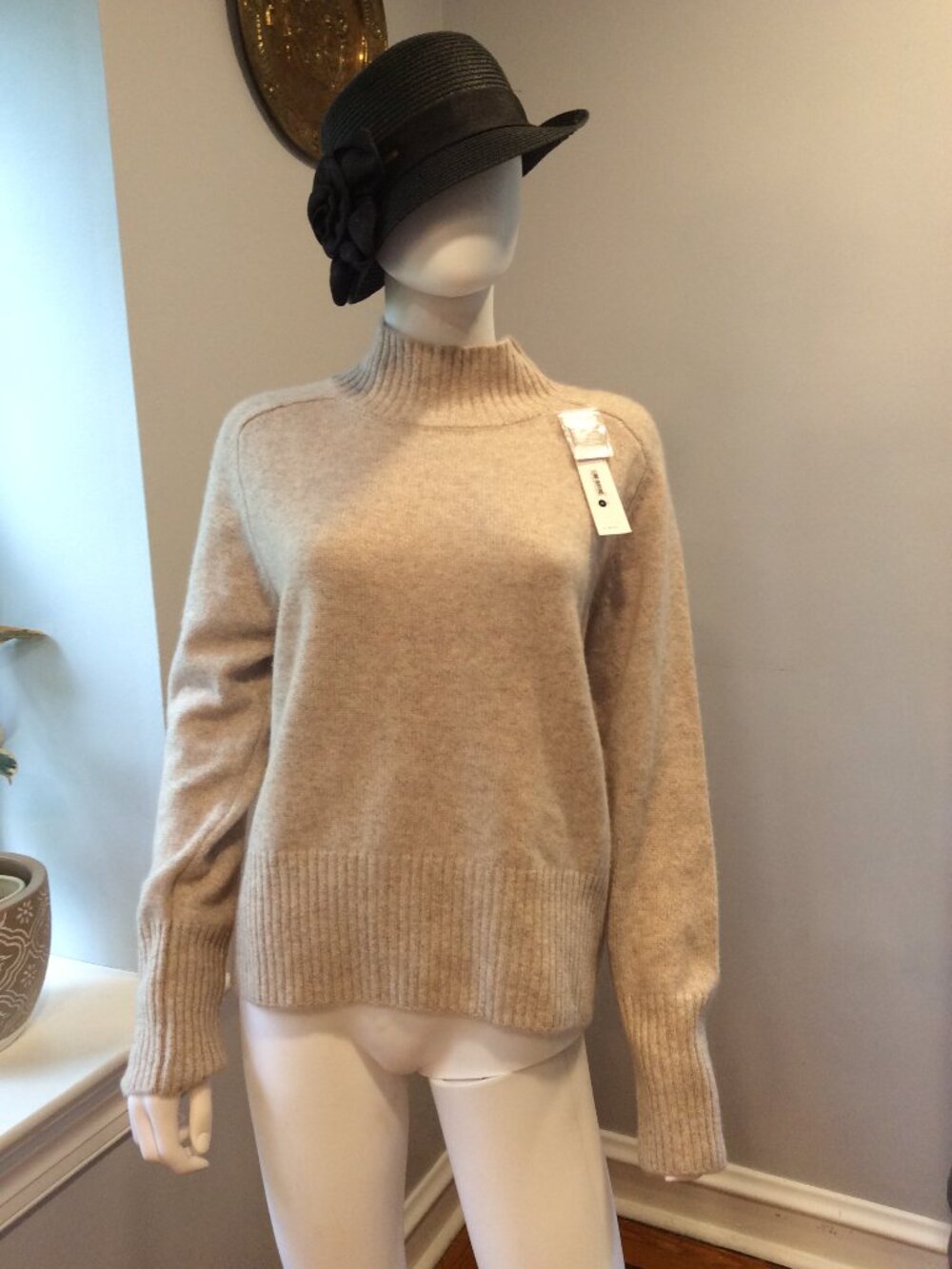 100% Cashmere Wheat Turtleneck Sweater Size XL